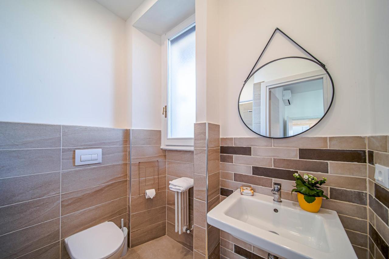 San Frediano Jewel Apartment ฟลอเรนซ์ ภายนอก รูปภาพ