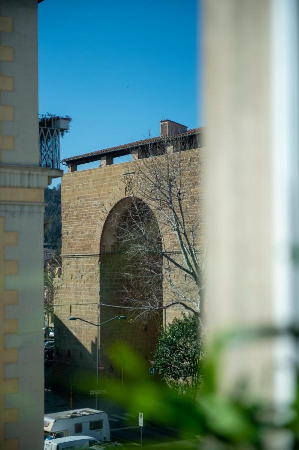 San Frediano Jewel Apartment ฟลอเรนซ์ ภายนอก รูปภาพ